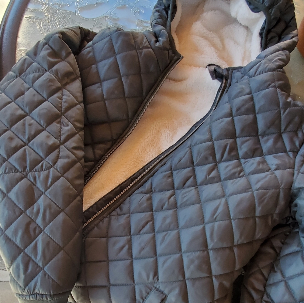 Jacket - Picture 2 of 3